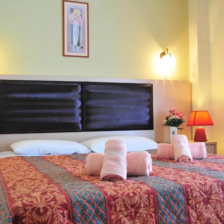 Dionisos Palms Apartment *