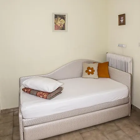 Dionisos Palms Apartment *