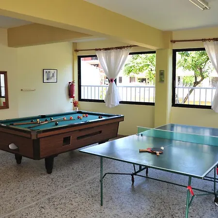 Dionisos Palms شقة *