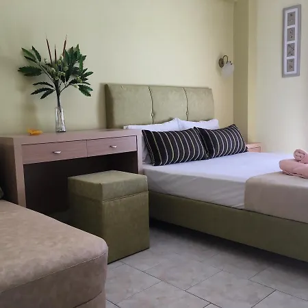 Dionisos Palms Appartement