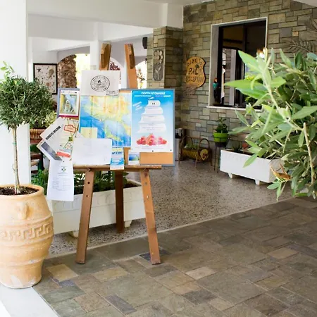 Dionisos Palms Апартамент