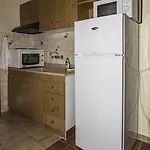 شقة Dionisos Palms باراليا ديونيسيو