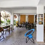 شقة Dionisos Palms *