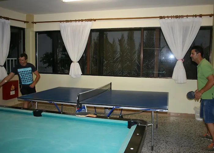 Dionisos Palms
